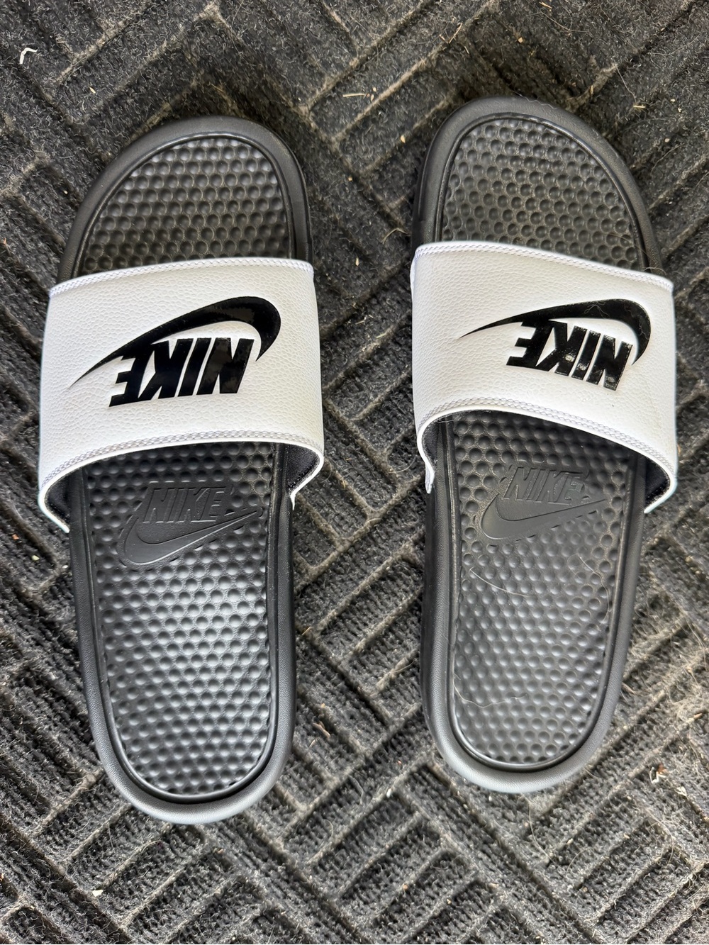 Nike mens Black and White Slide Sandals